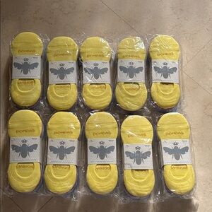 10 4 packs of no show Bombas socks 40 pairs total.